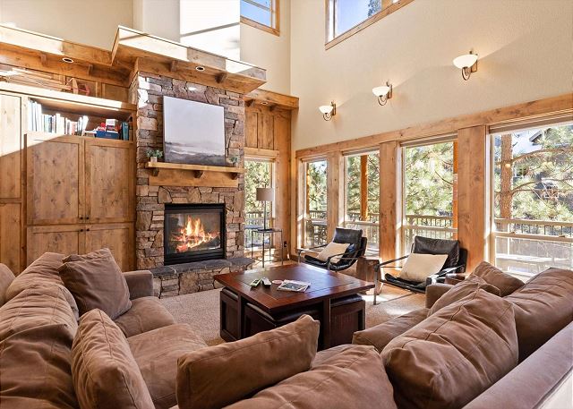 New! Huge Bend Vacation Home | Near Downtown & Ski Resort