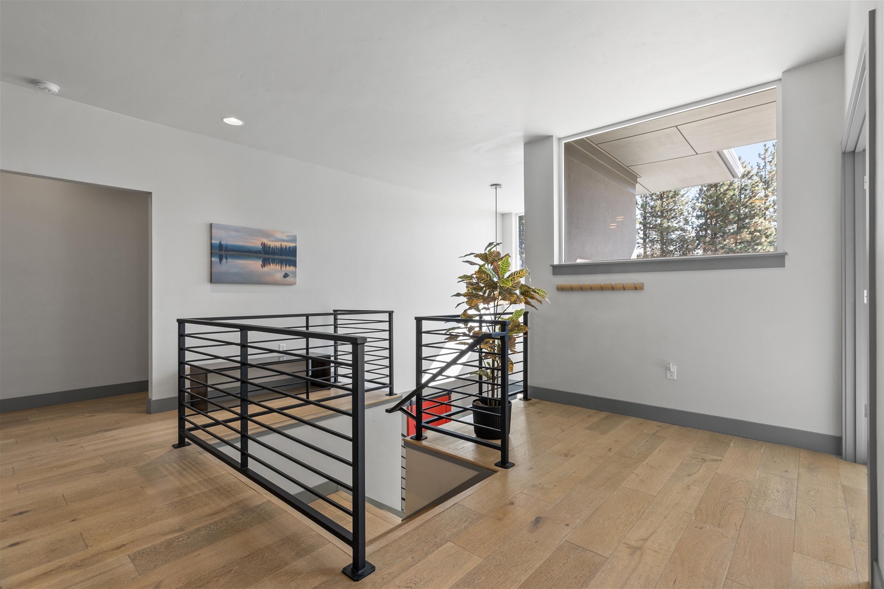 Upstairs landing. 
