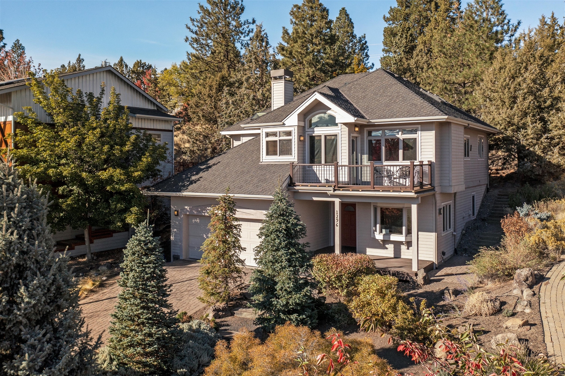 Four bedroom, 2.5 bath, two levels, two car garage, sleeps 8