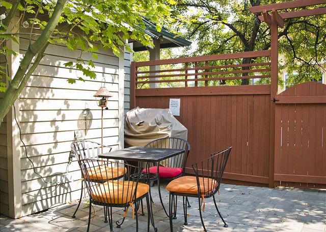 New Listing! Downtown Bend Studio | Walk Everywhere 5