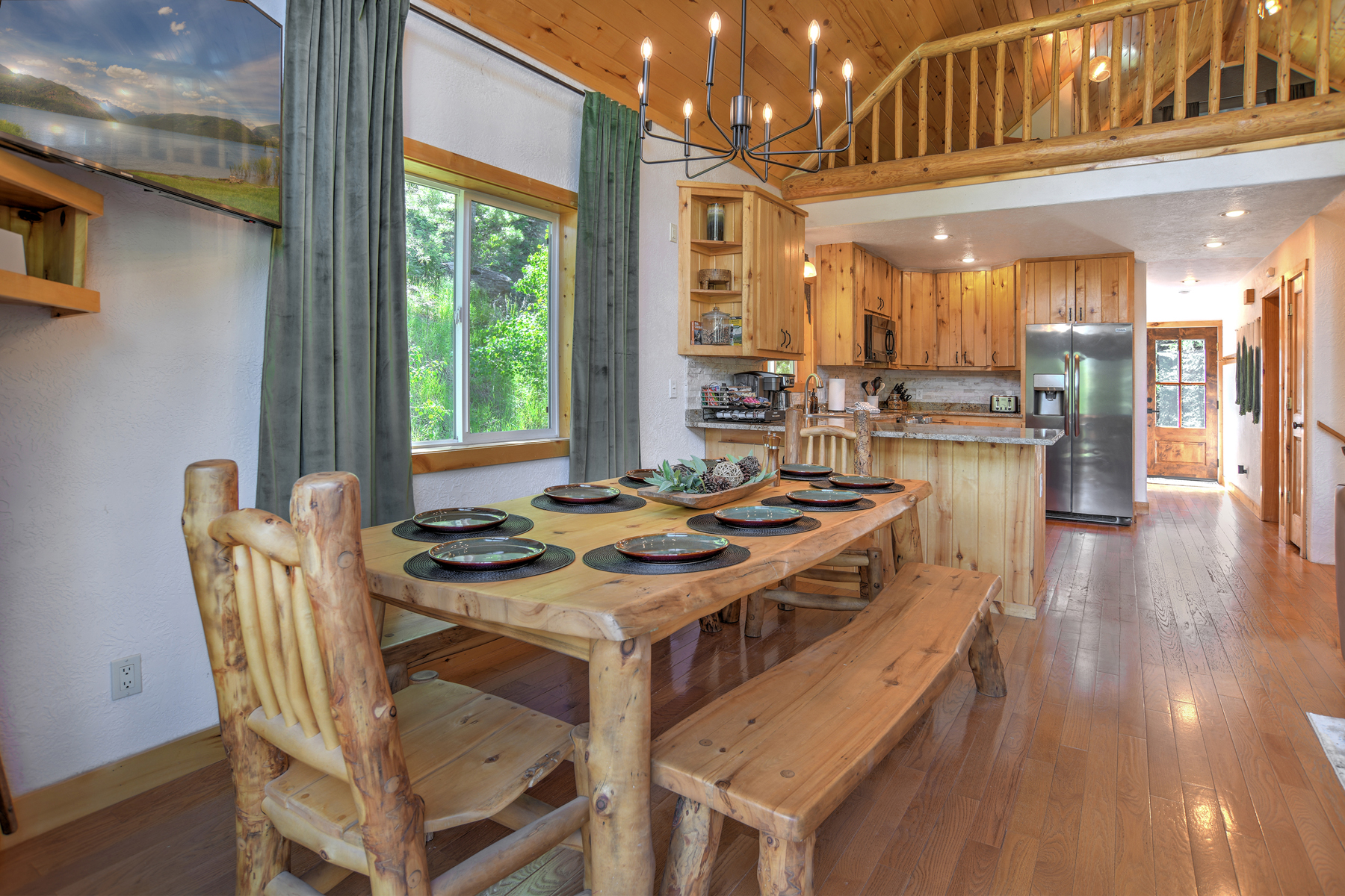 Enjoy meals together around a table that comfortably seats 8-10.
