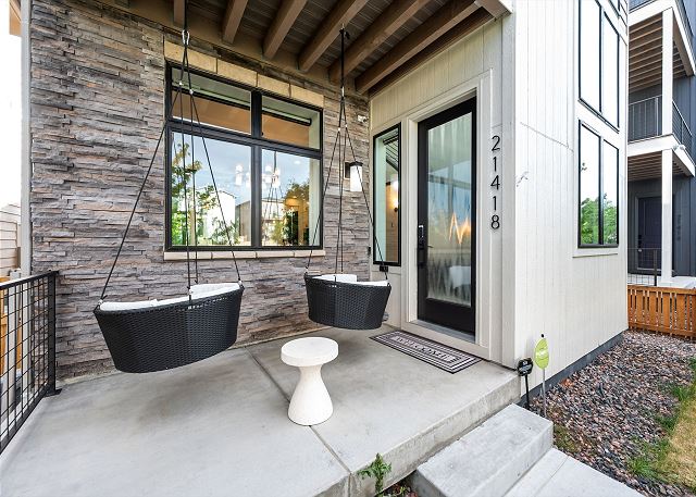 New Listing! Mountain Views | Smart Home | Theater | Rooftop Firepit 9