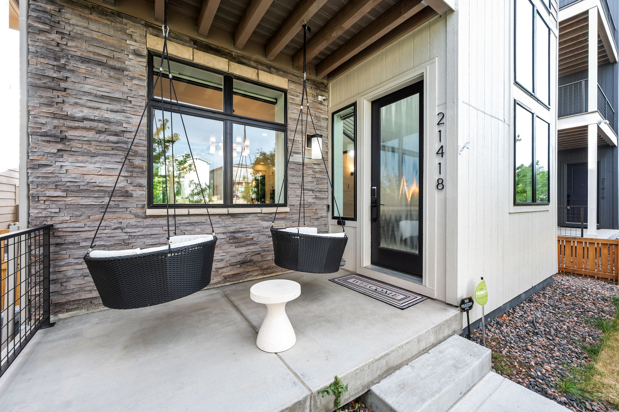 New Listing! Mountain Views | Smart Home | Theater | Rooftop Firepit | Photo 9