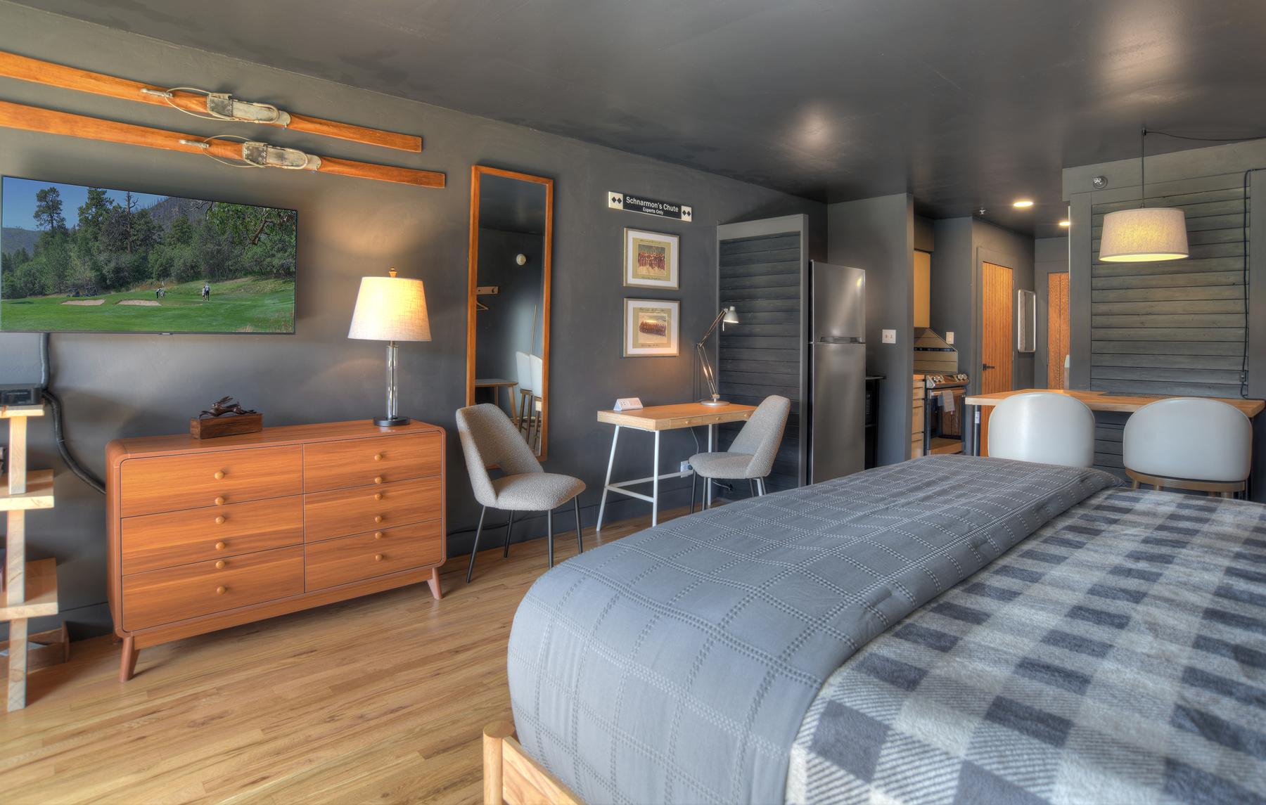 New Listing! Cliffside Studio | AC, Pool, Hot Tub, Golf & Ski | Photo 9