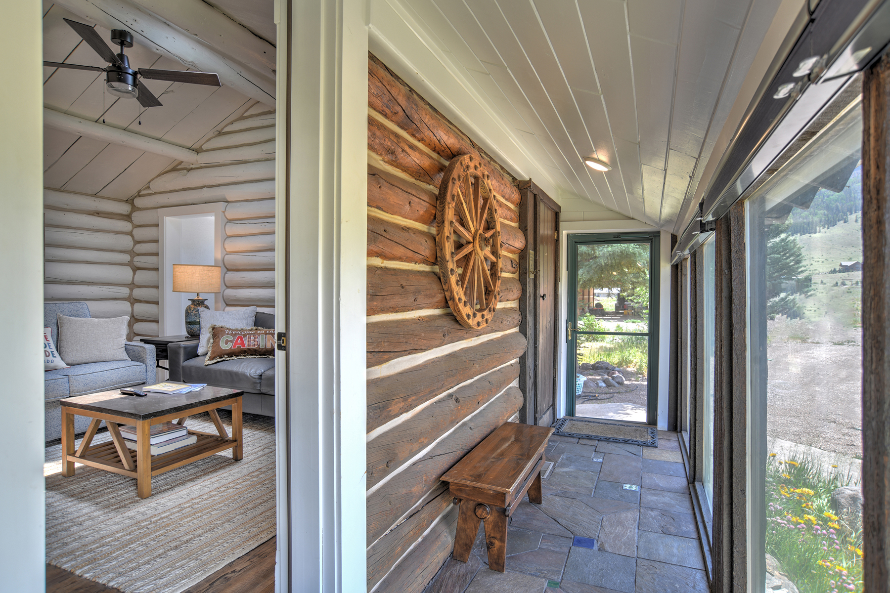 Welcome to our Bristol Head Cottage. 