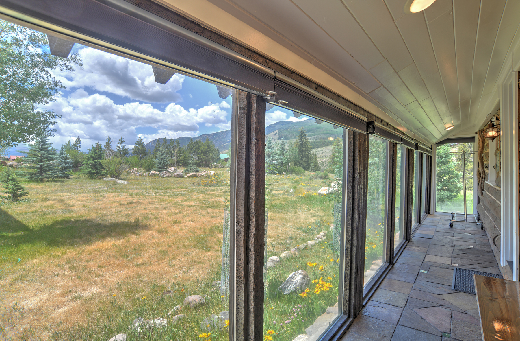 Sunroom off front entry