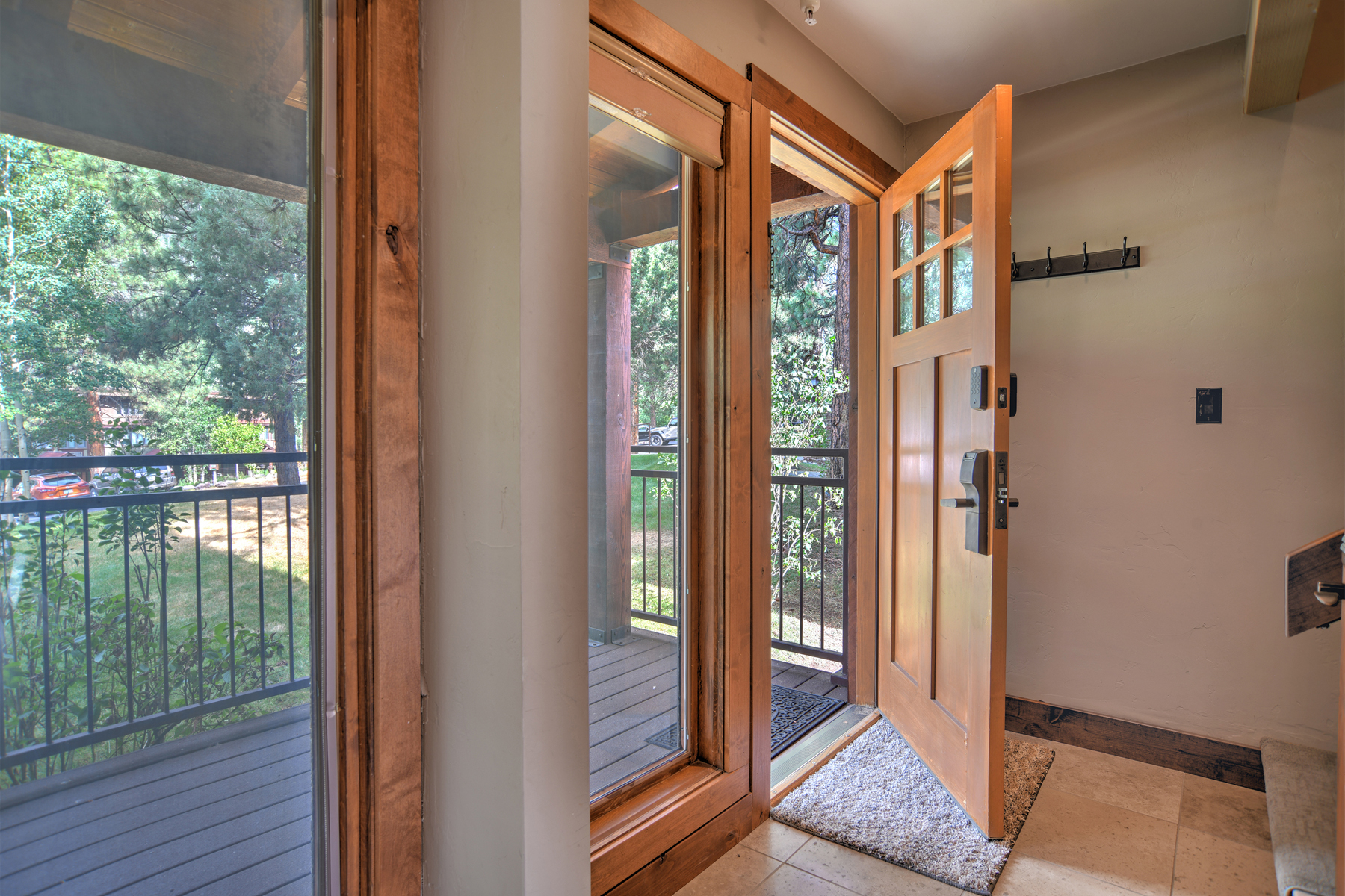 New! Highpoint Overlook | AC, Pool, Hot Tub, Golf & Ski | Photo 9