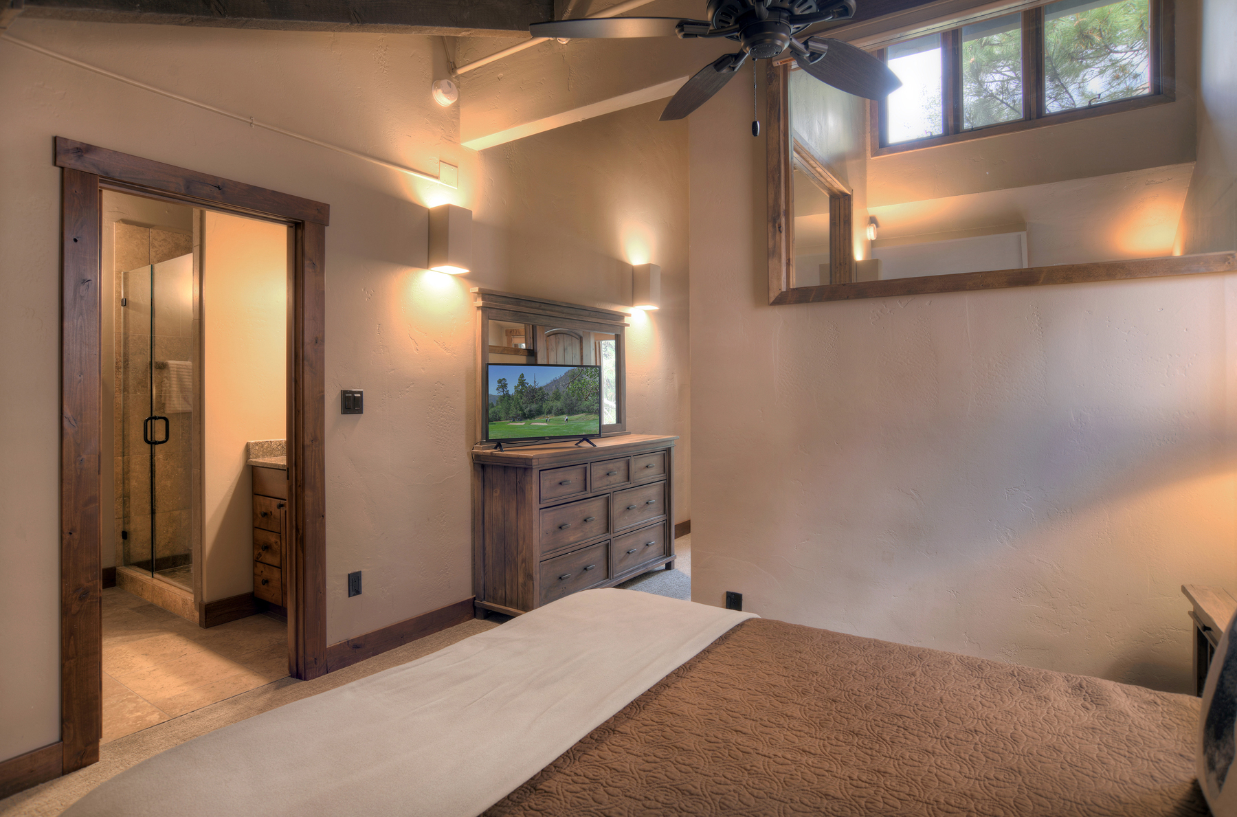 New! Highpoint Overlook | AC, Pool, Hot Tub, Golf & Ski | Photo 25