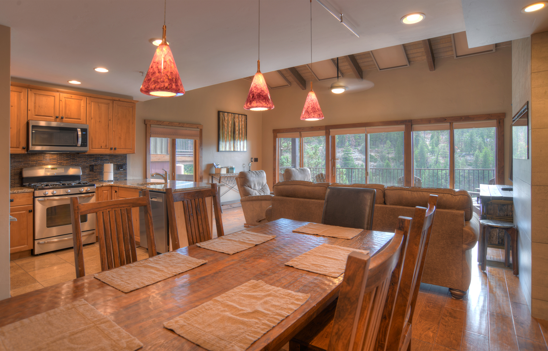 New! Highpoint Overlook | AC, Pool, Hot Tub, Golf & Ski | Photo 13