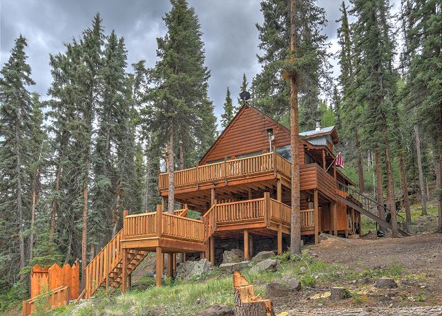 New! Fern Creek Cabin | Mtn & River Views | Ride ATVs from Home