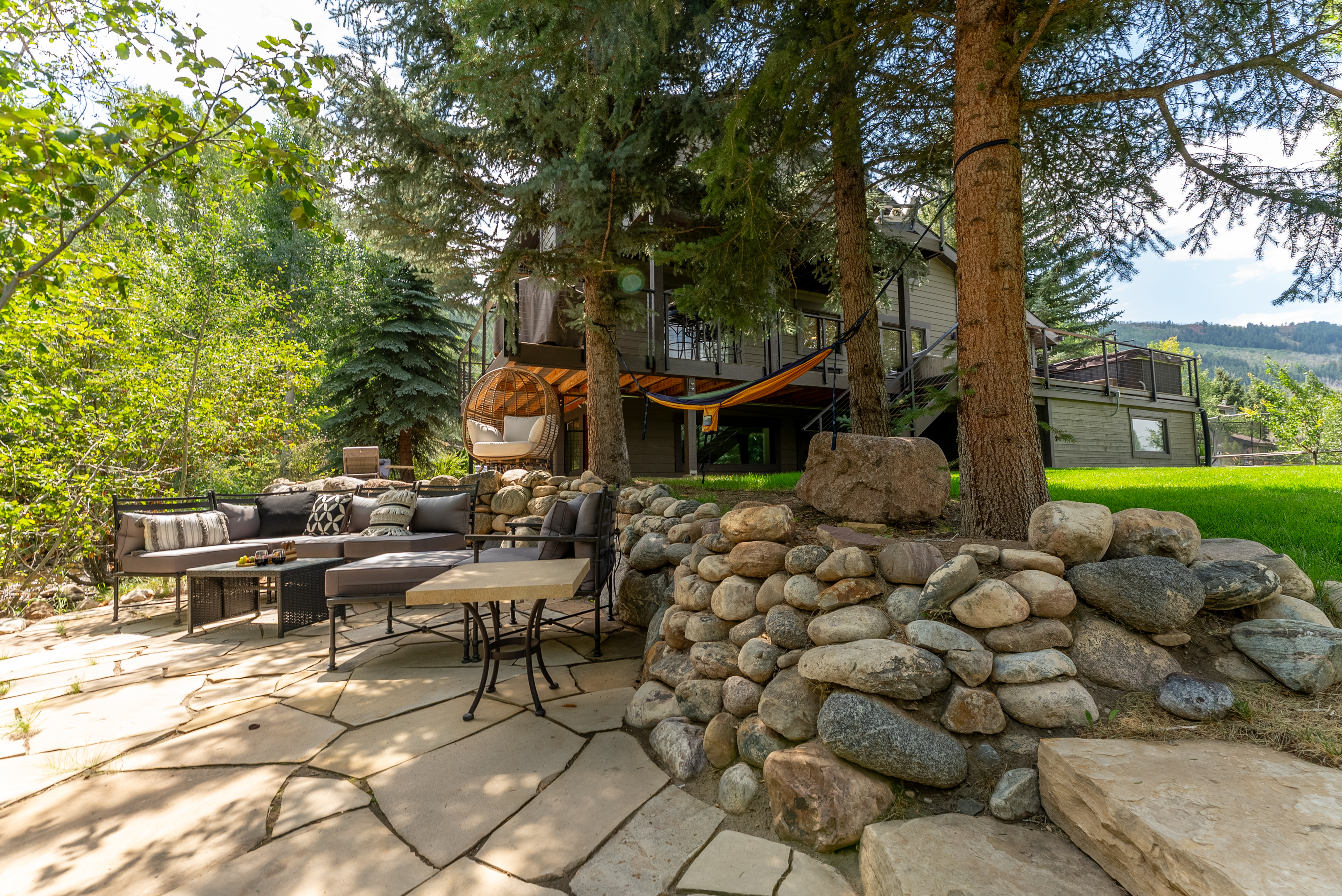 Outdoor seating area on Stone Creek