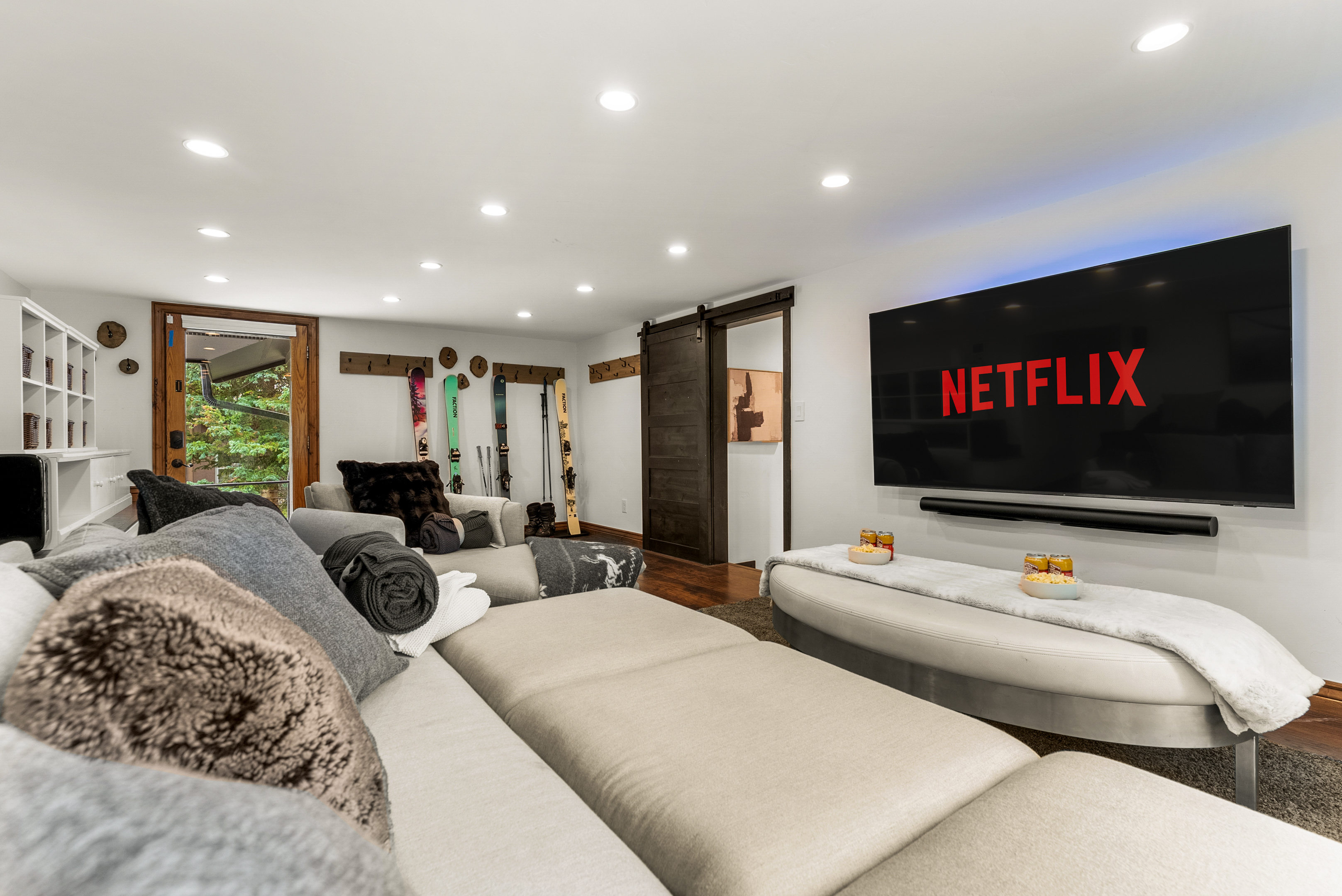 Theatre Room: 80" Smart TV, surround sound, boot warmers, main floor