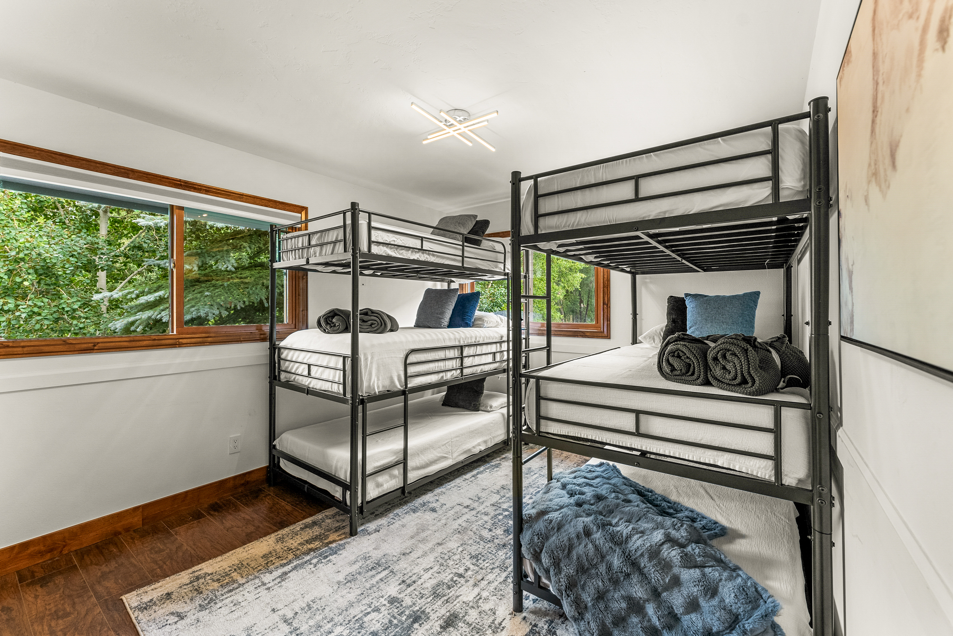 Bedroom 6: 2 sets of triple twin bunk beds, upper floor