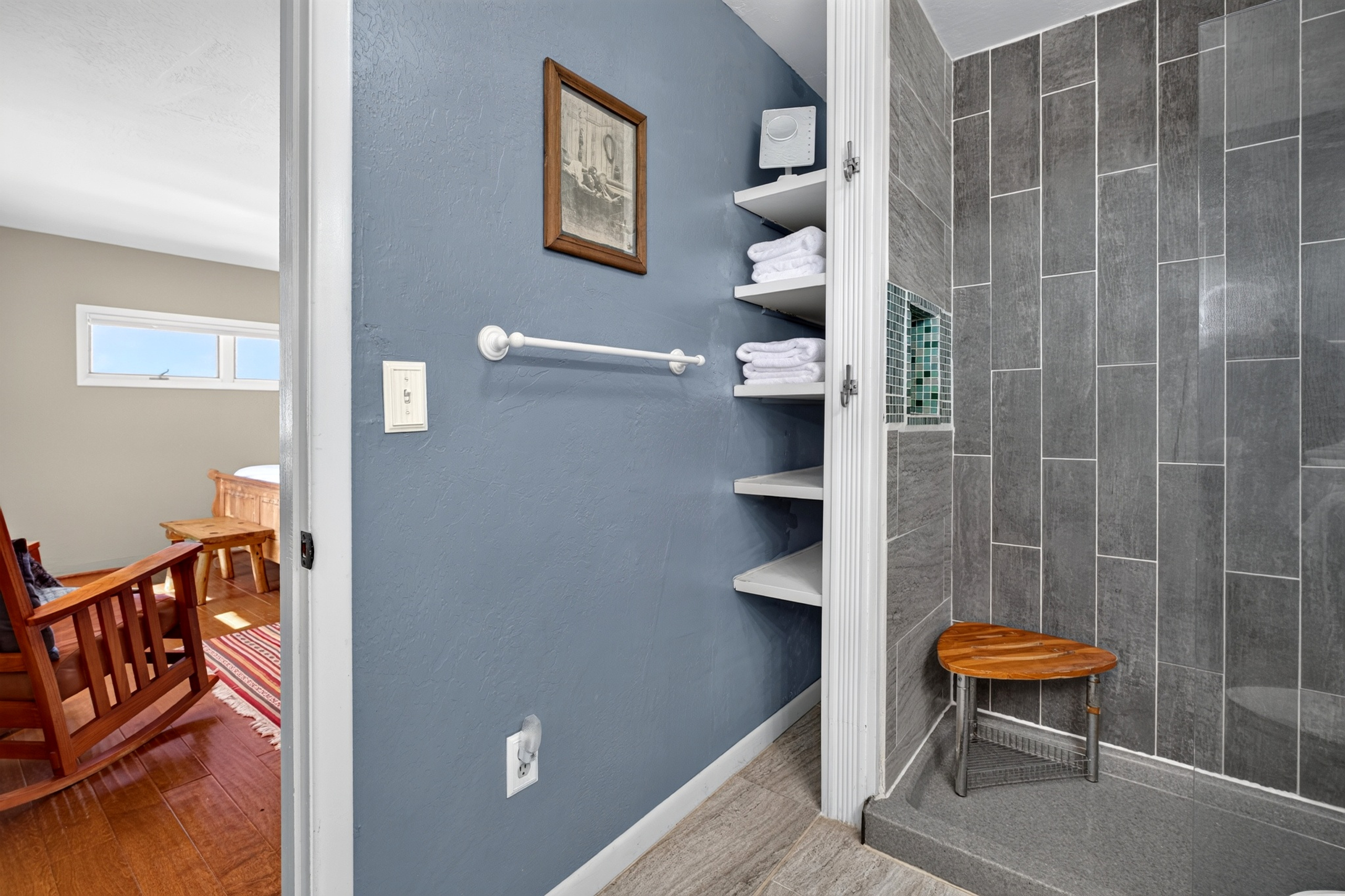 Full Bathroom 1: Shower Only - Ensuite (Main Level)
