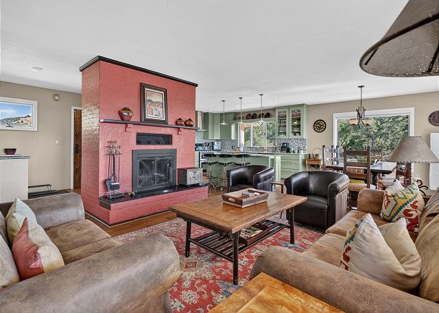 New Listing! Vista Bonita | Private 10 Acres | Mountain Views | Shuffleboard 2
