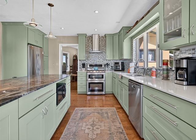 New Listing! Vista Bonita | Private 10 Acres | Mountain Views | Shuffleboard 3