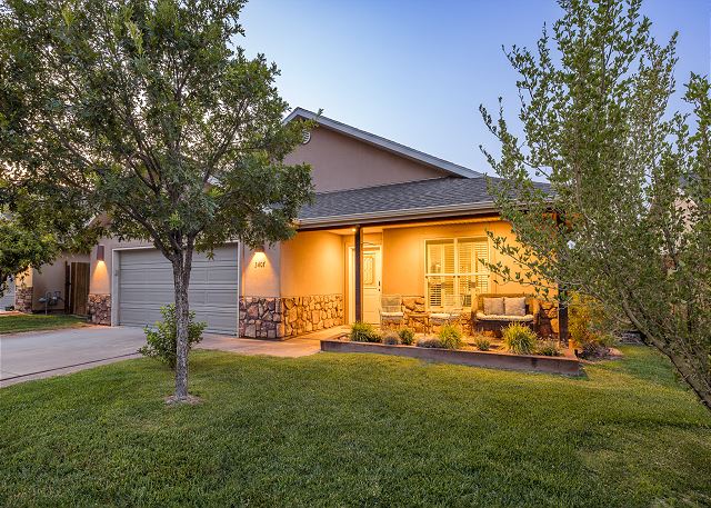 New listing! 4-BR Moab Retreat | Pool | Hot tub | Fenced yard with BBQ 2