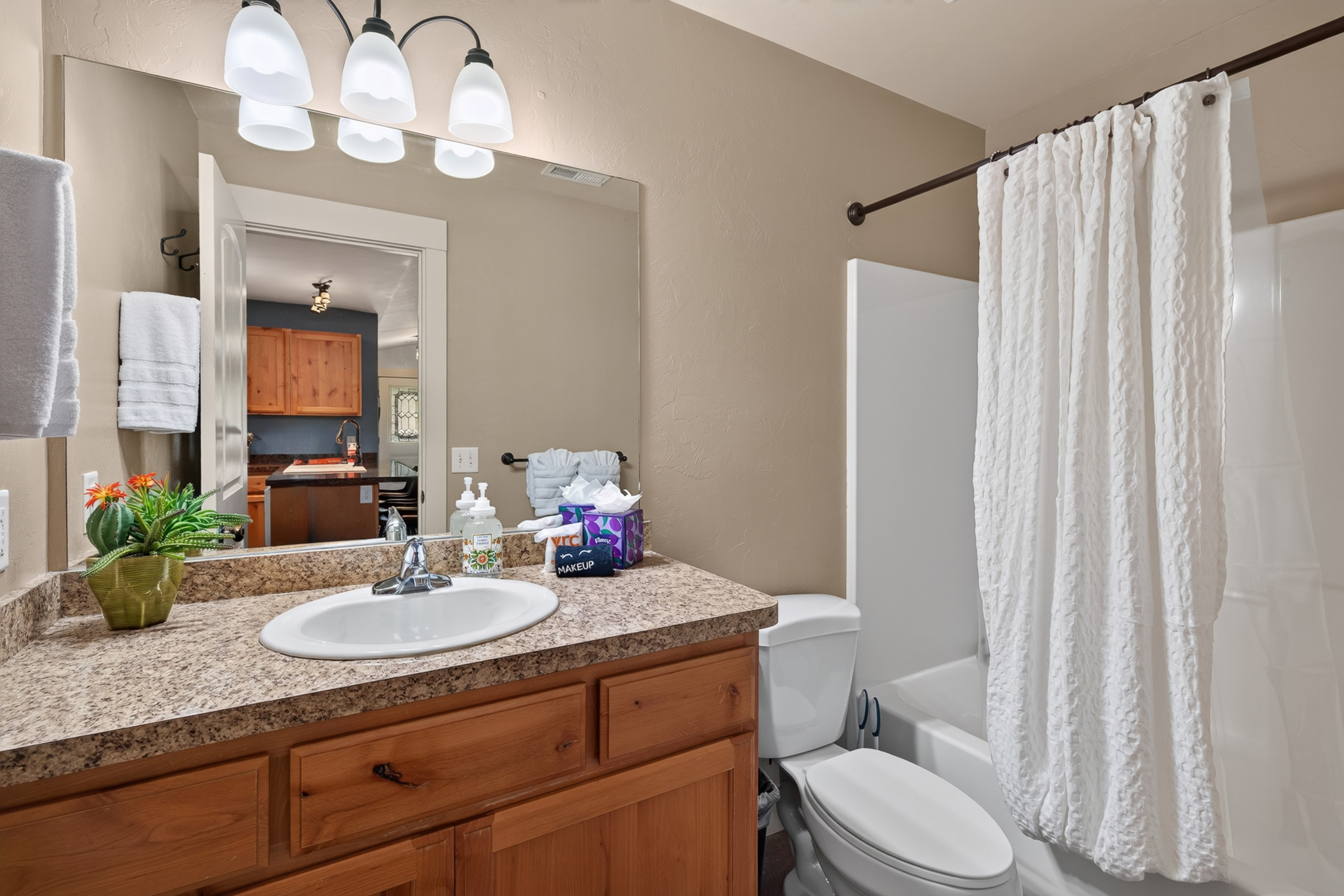 2nd bathroom