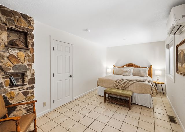 New! Private Suite at Munn Park Lodge | Downtown Ouray 2