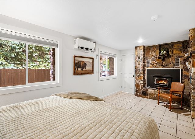 New! Private Suite at Munn Park Lodge | Downtown Ouray 8