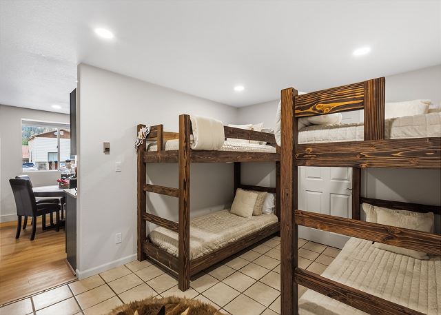 New! Private Suite at Munn Park Lodge | Downtown Ouray 4