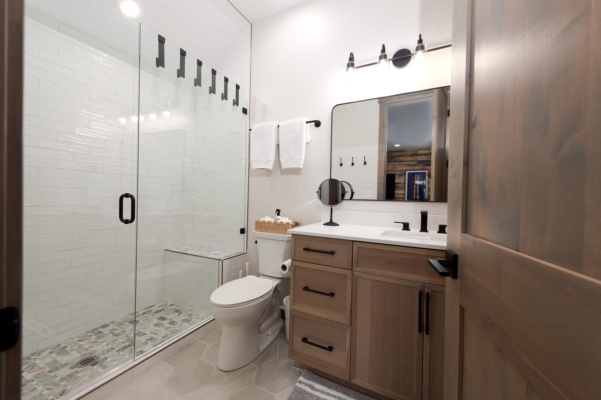 2nd Full Bathroom (Shared by the 2nd and 3rd Bedrooms)