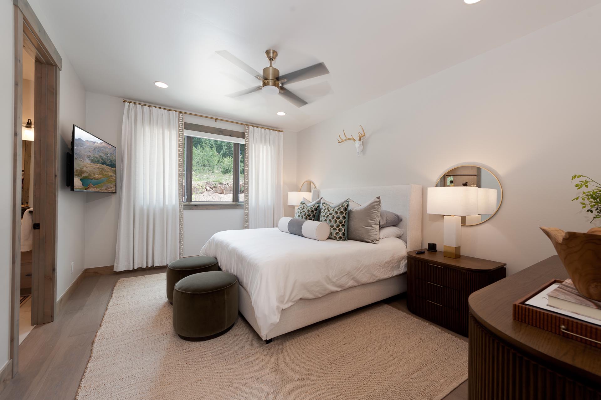 Master Bedroom - King, TV and attached bathroom