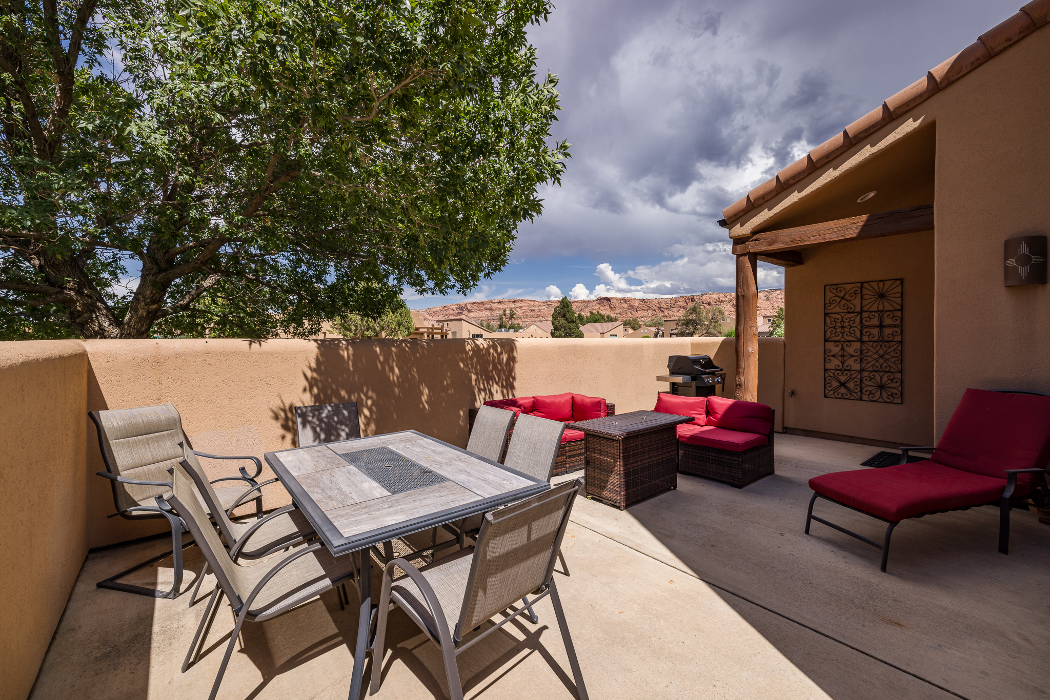 Soak in the views, fire up the grill, and lounge around the fire pit — your perfect patio setup awaits!