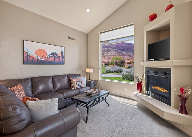 New Listing! Moab Getaway | Near National Parks | Pool | Hot Tub 8