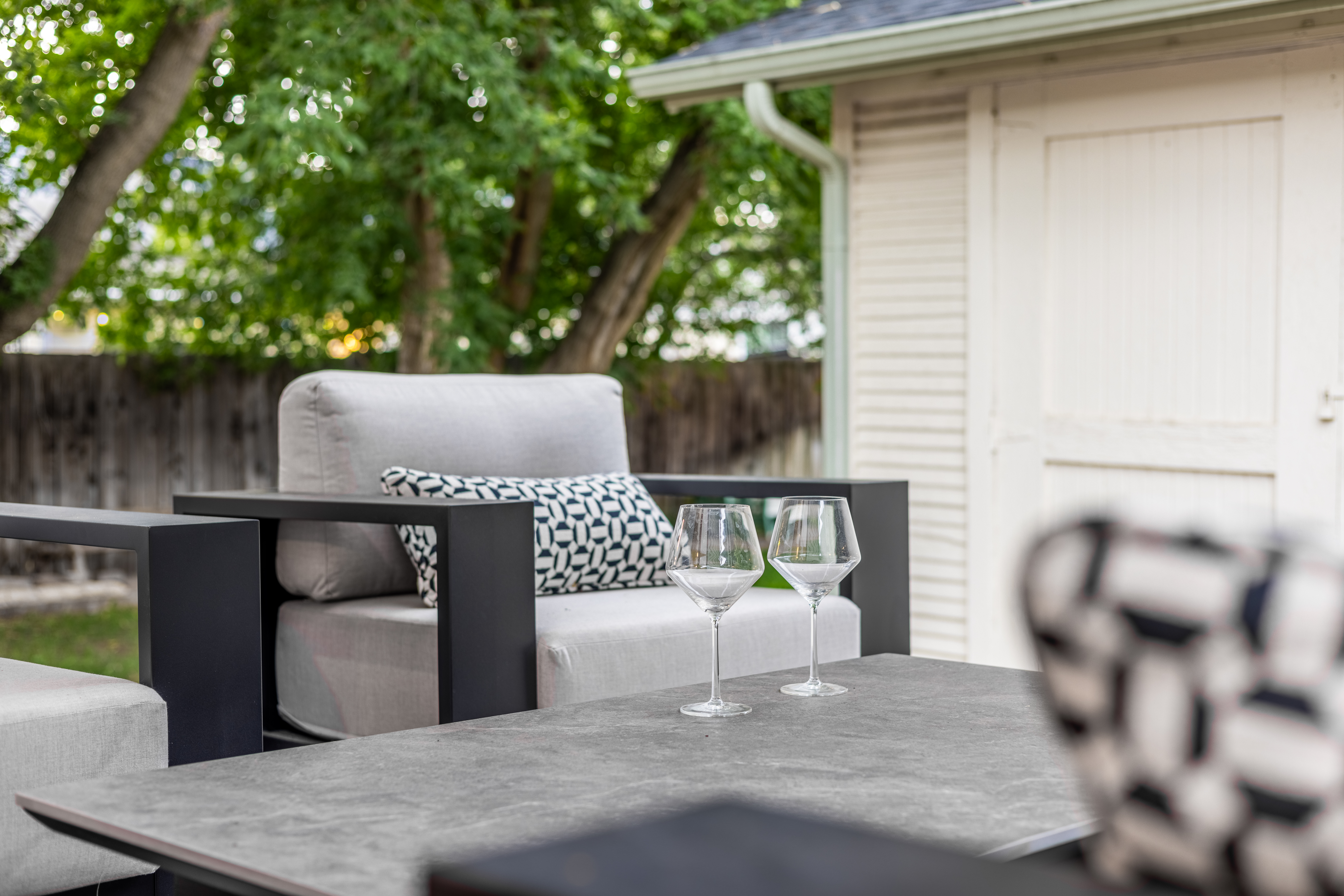 Enjoy a drink and good conversation with your friends and family in the outdoor seating area.