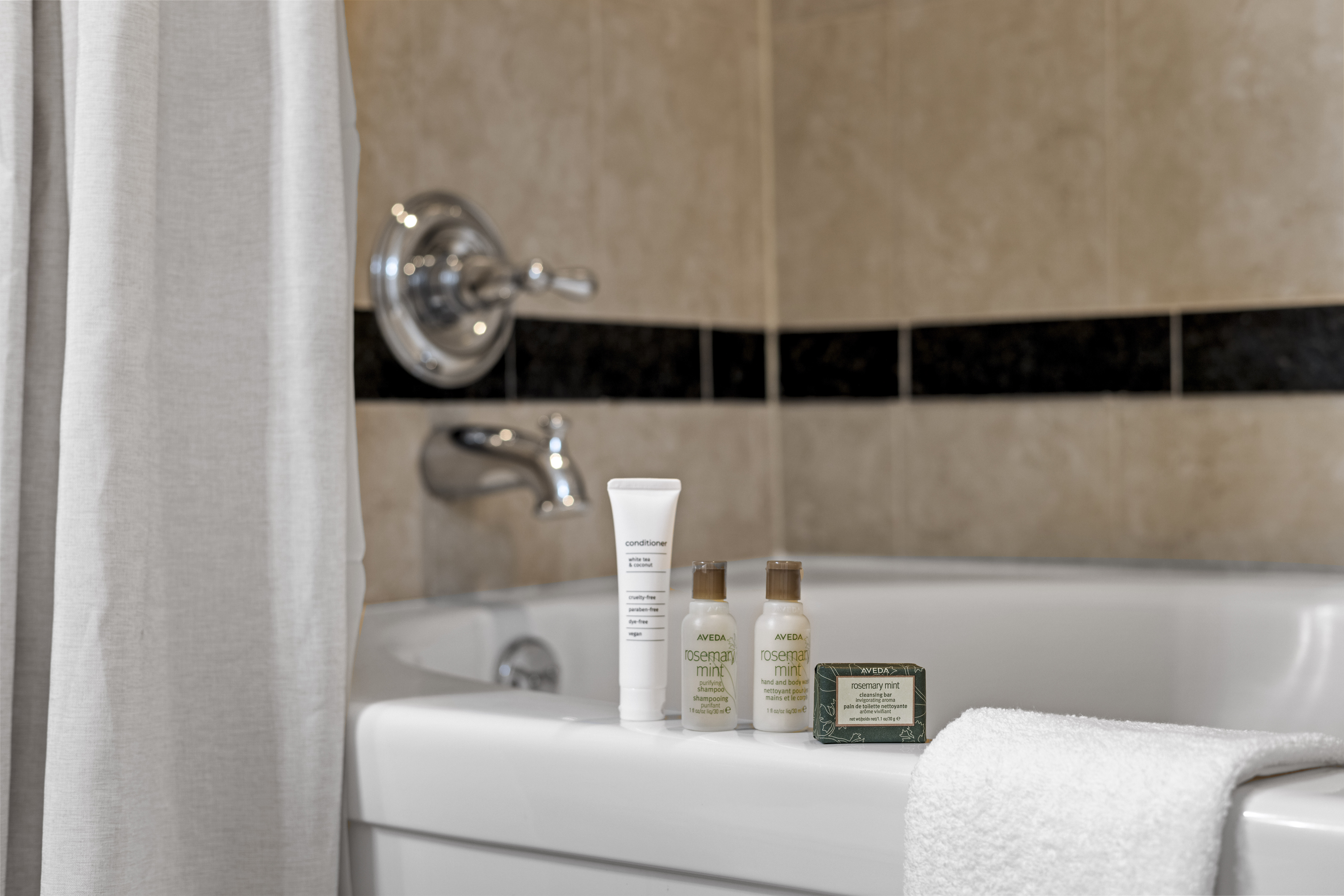 For your convenience, we provide a starter set of basic amenities to get your vacation started off right!