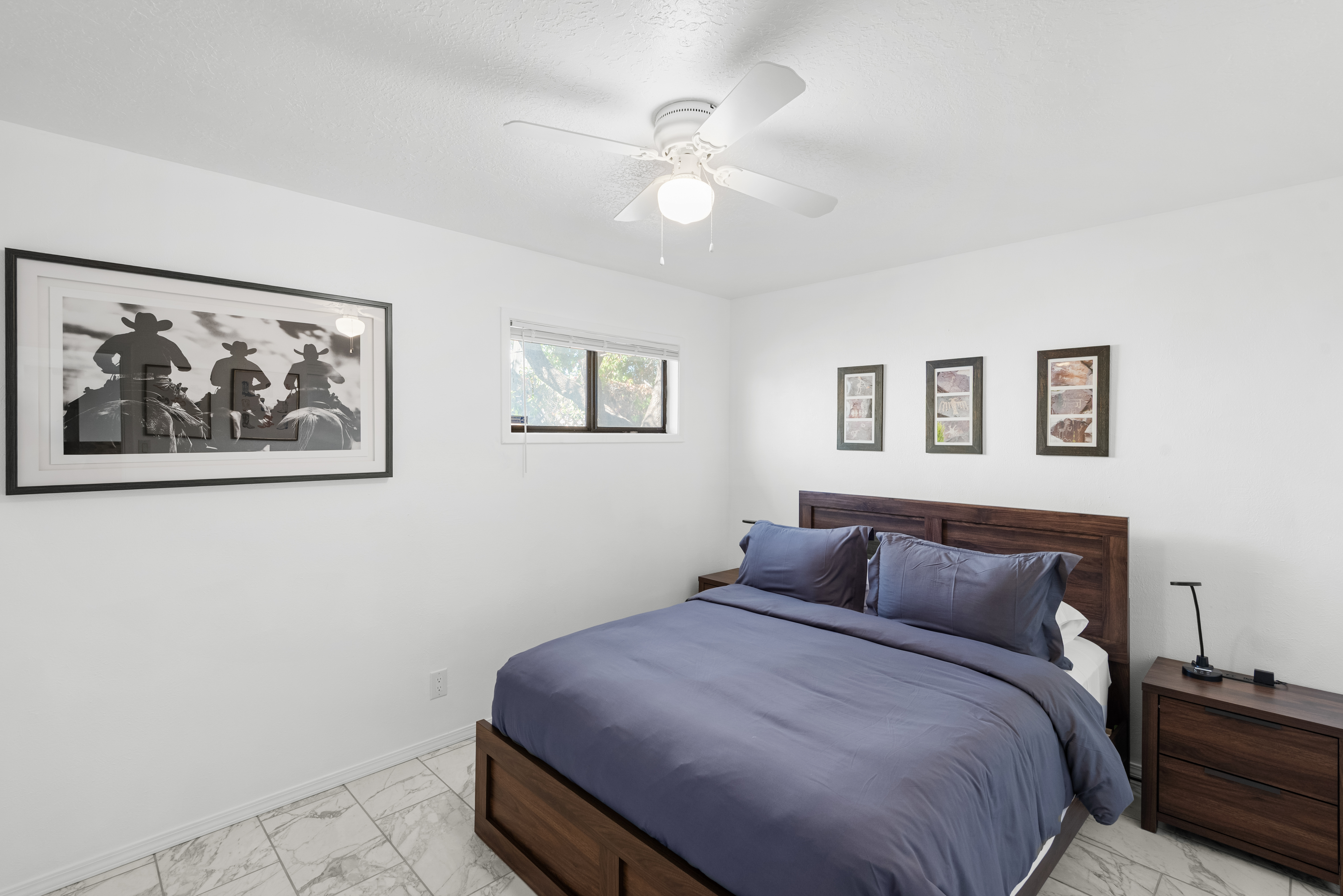 Queen Bedroom #4 