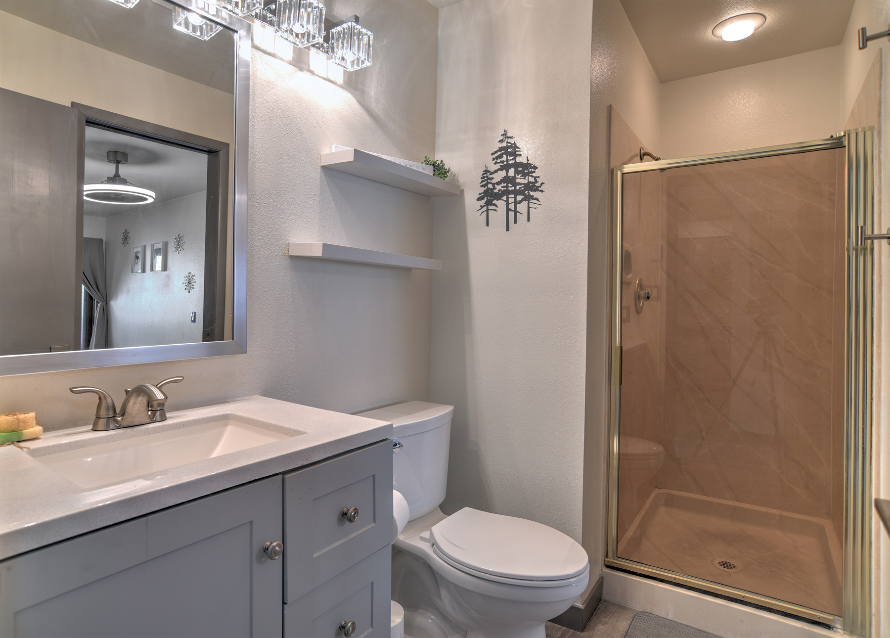 2nd Bathroom