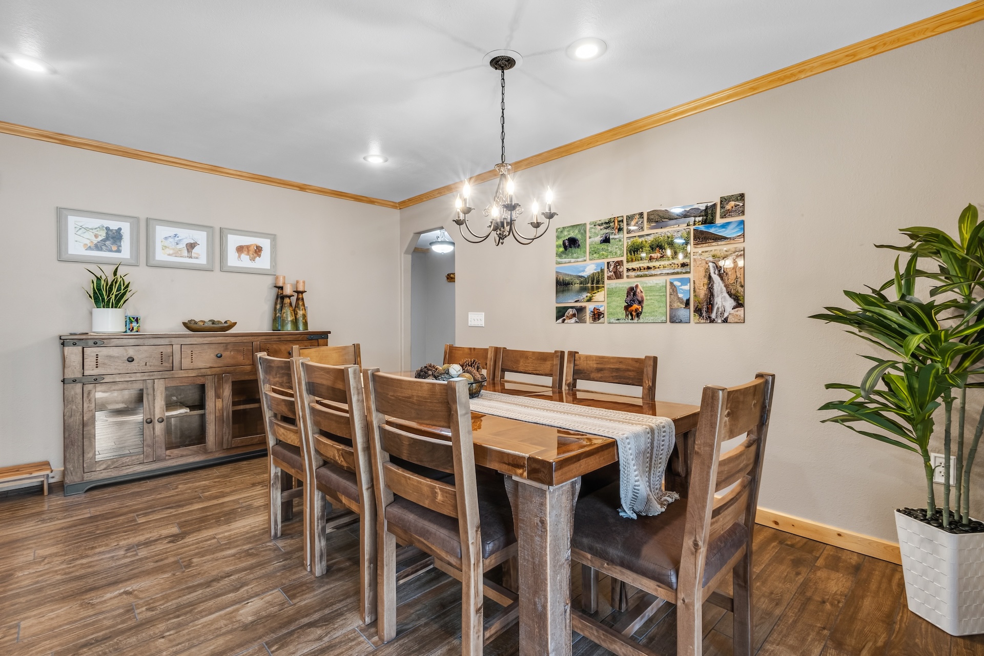 New Listing! Spacious 4BR | Private Hot Tub | Fire Pit | Near Wolf Creek | Photo 17