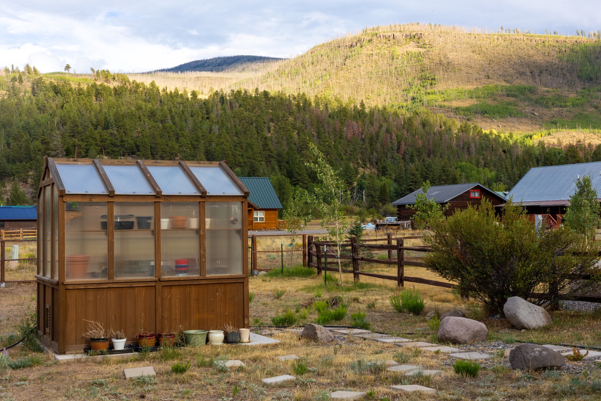 New Listing! Spacious 4BR | Private Hot Tub | Fire Pit | Near Wolf Creek | Photo 41