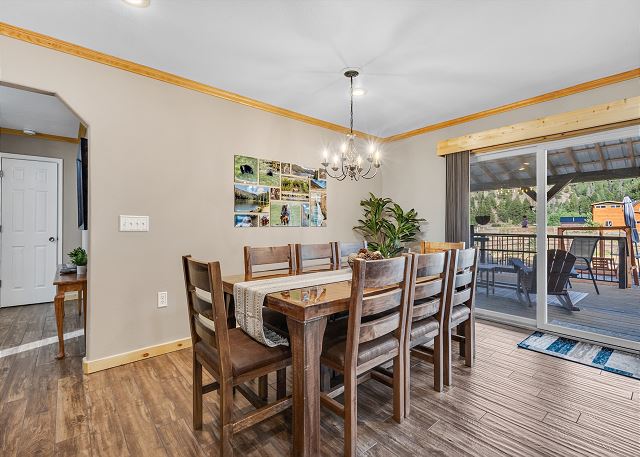 New Listing! Spacious 4BR | Private Hot Tub | Fire Pit | Near Wolf Creek 9