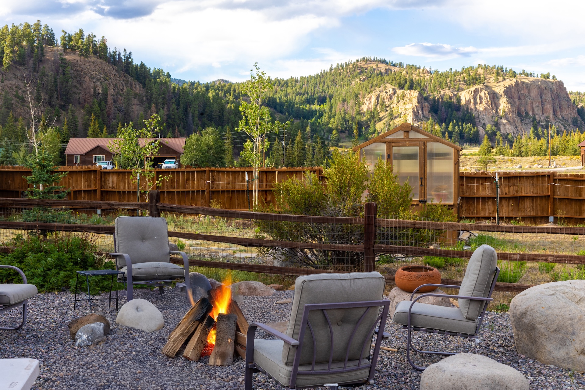 New Listing! Spacious 4BR | Private Hot Tub | Fire Pit | Near Wolf Creek | Photo 34