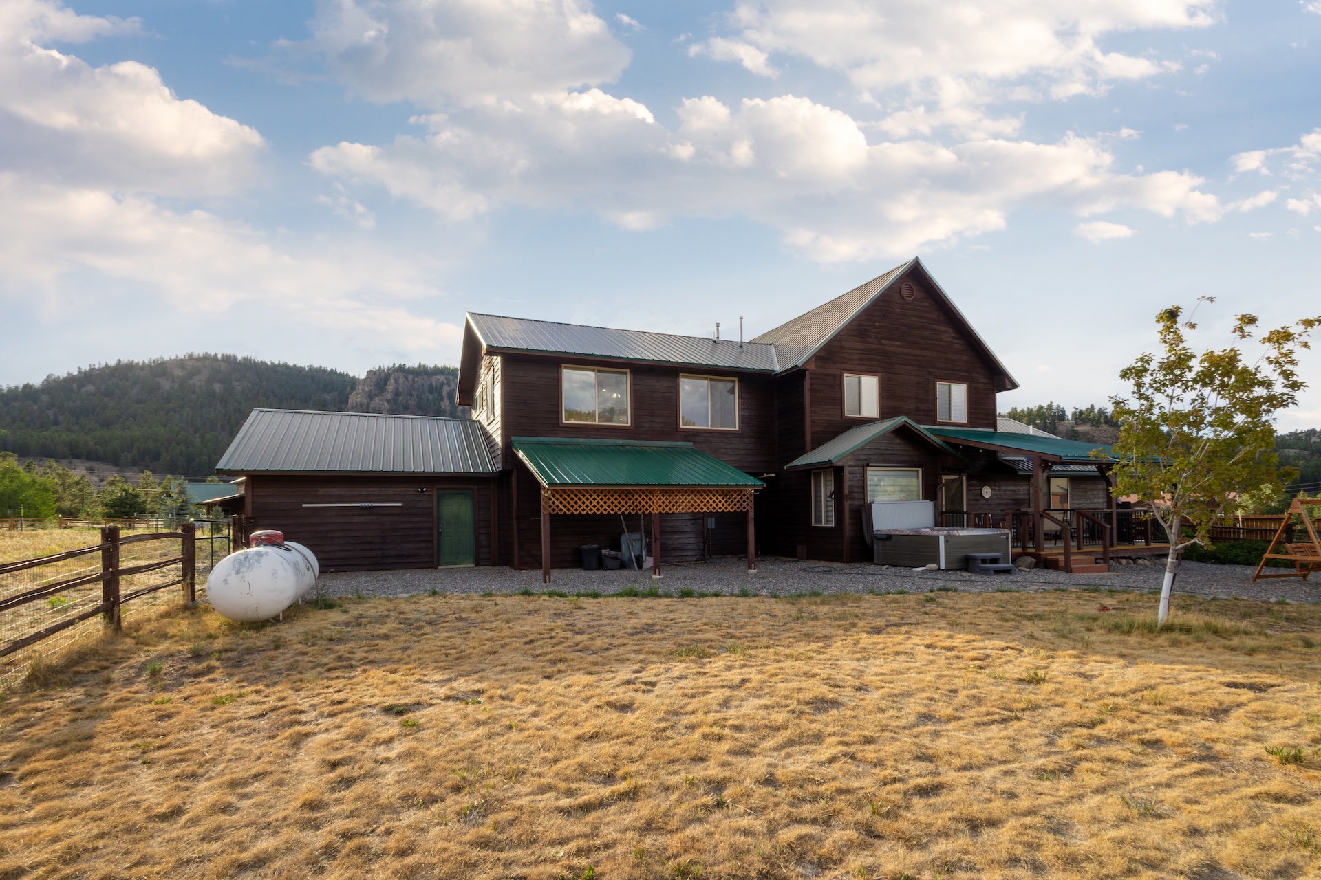 New Listing! Spacious 4BR | Private Hot Tub | Fire Pit | Near Wolf Creek | Photo 39