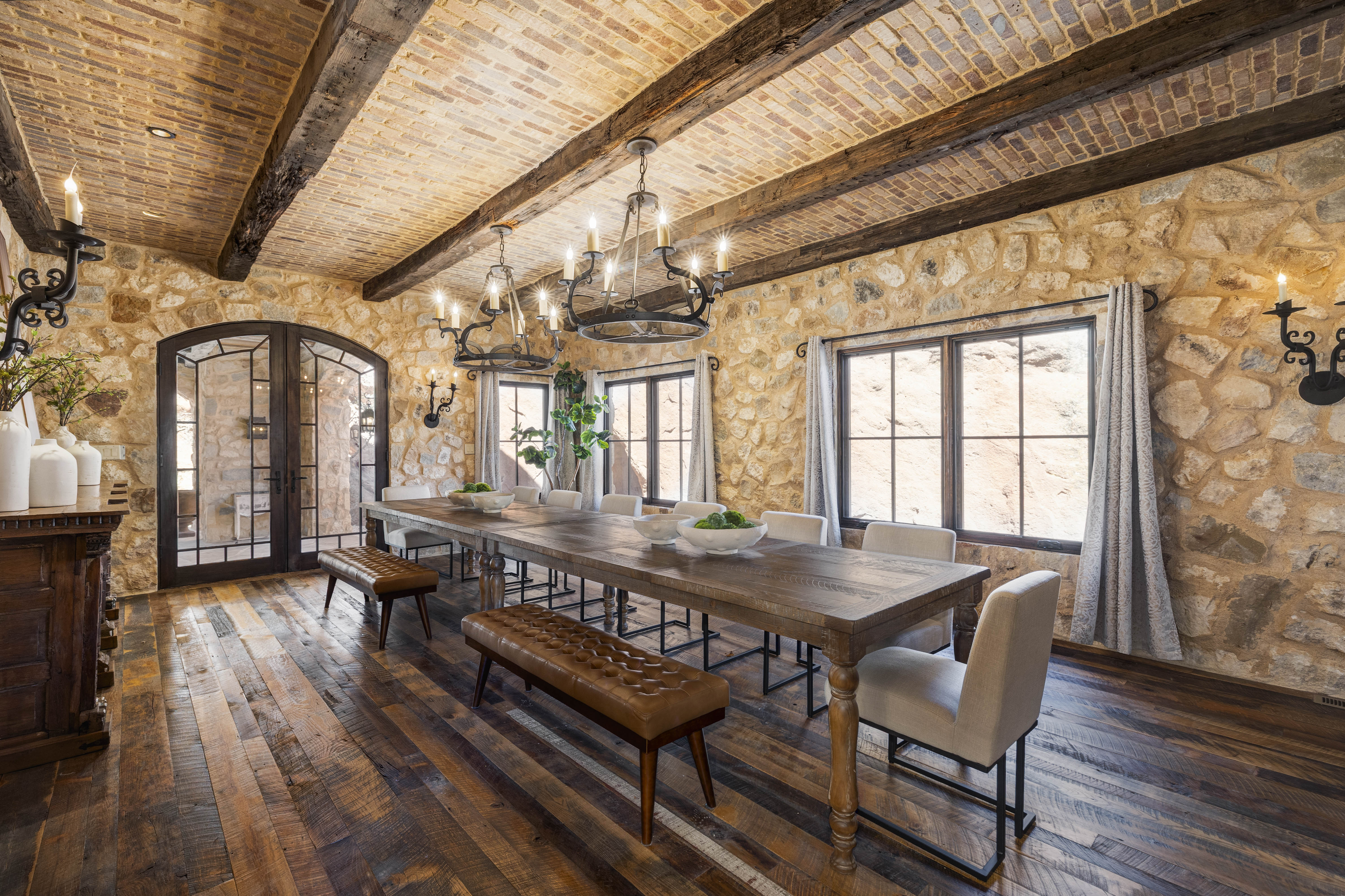 Enjoy meals together around a table that comfortably seats 14.