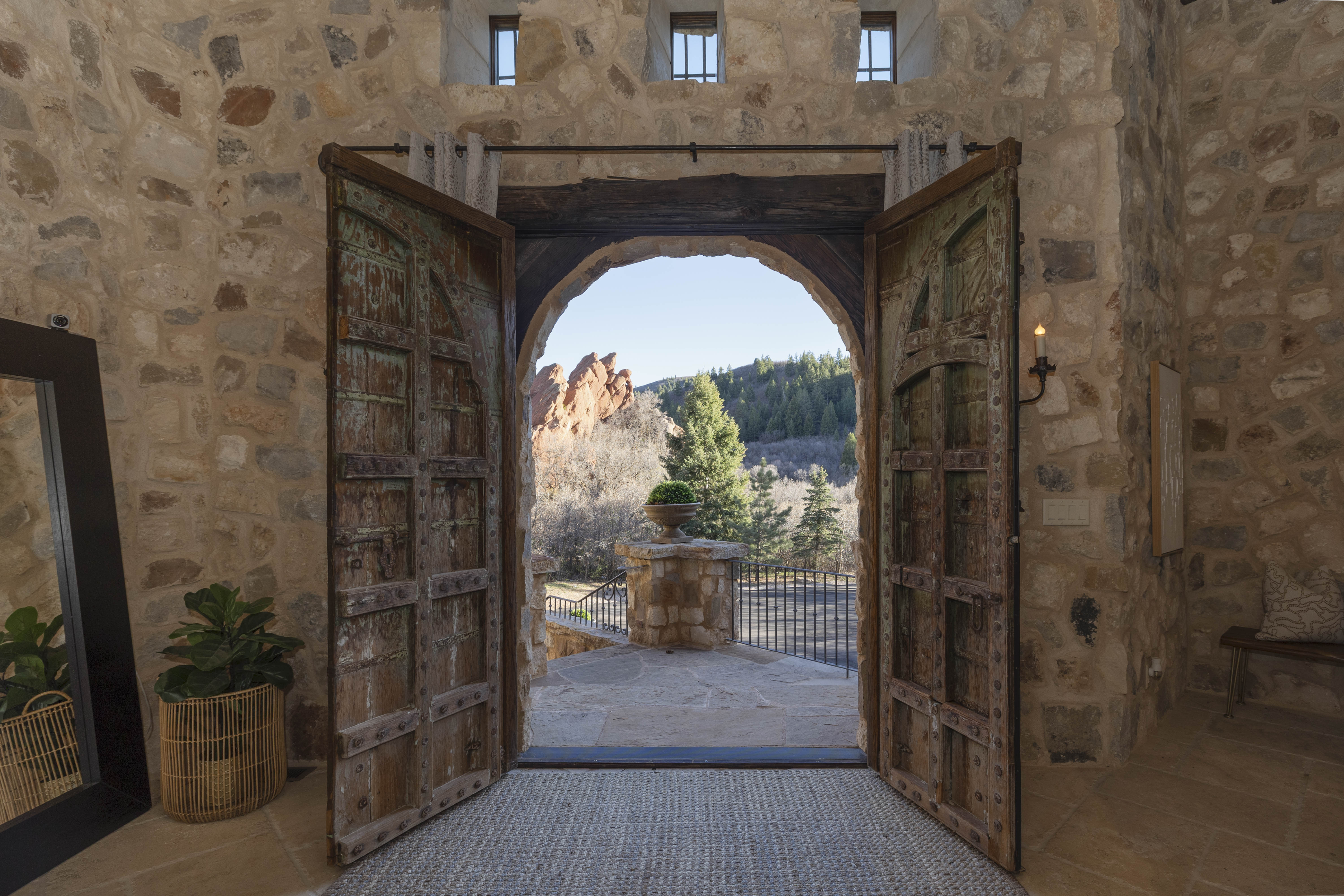 Red rock views right out the front door!