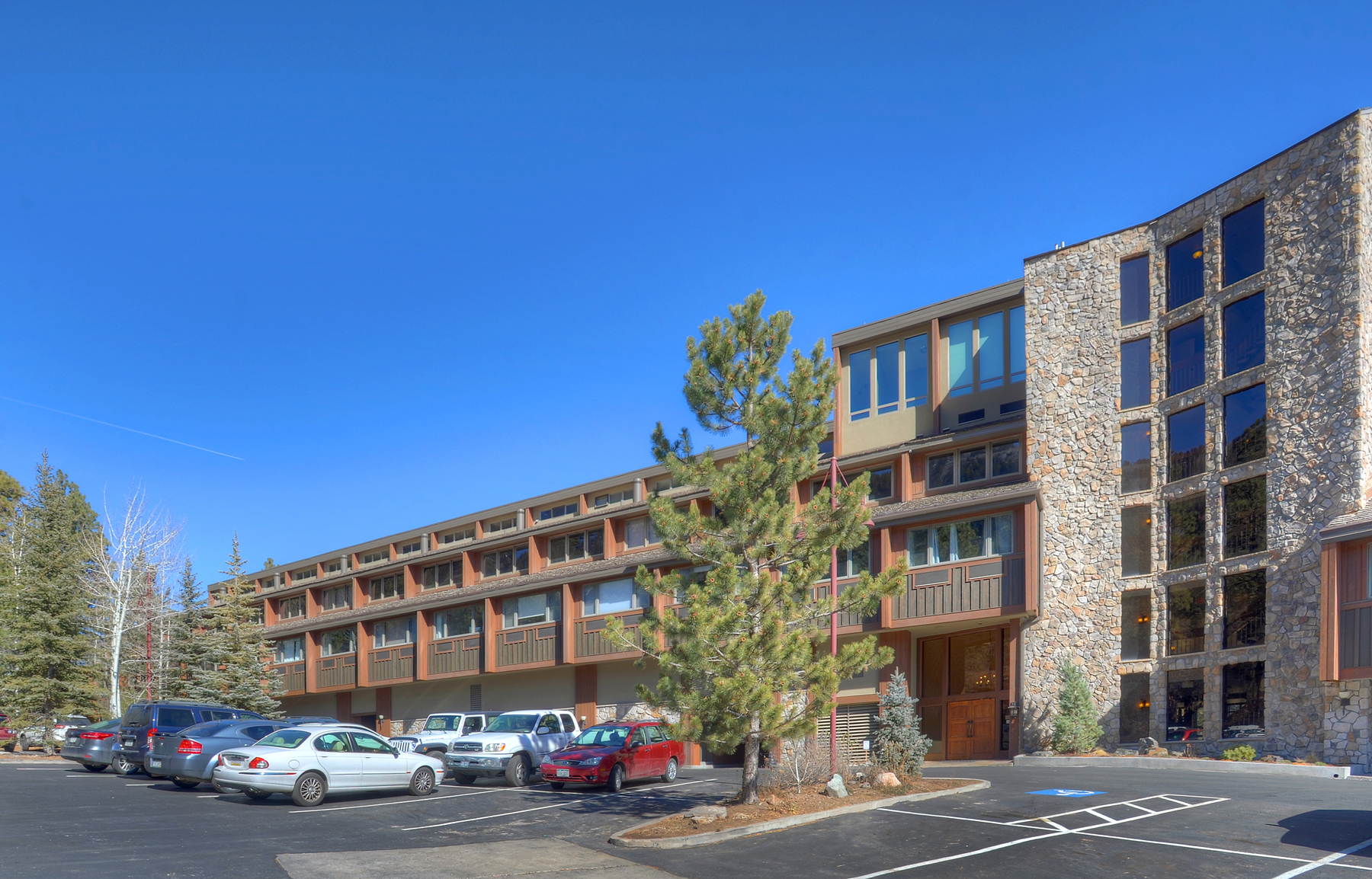 Texas Colorado Two Step | AC, Pool, Hot Tub, Golf & Ski | Photo 26