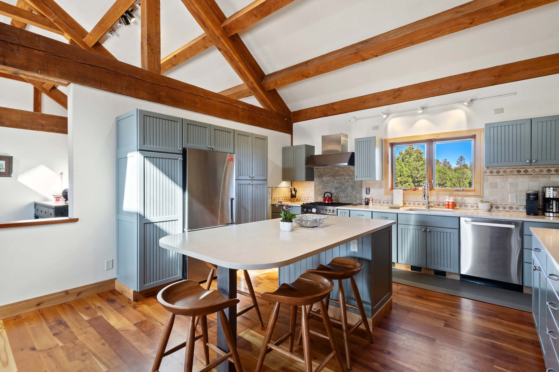 Whip up your favorite meals in this beautifully designed chef-grade kitchen.
