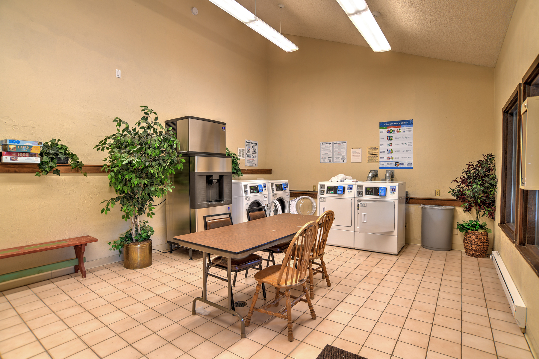 Nearby guest services center with coin laundry.