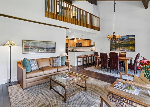 New! FOREteener’s Retreat | AC, Pool, Hot Tub, Golf & Ski 9