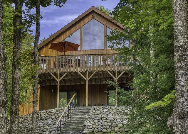 New! Spectacle Lakefront W/ Sandy Beach, Dock, Kayaks, AC, Fire Pit
