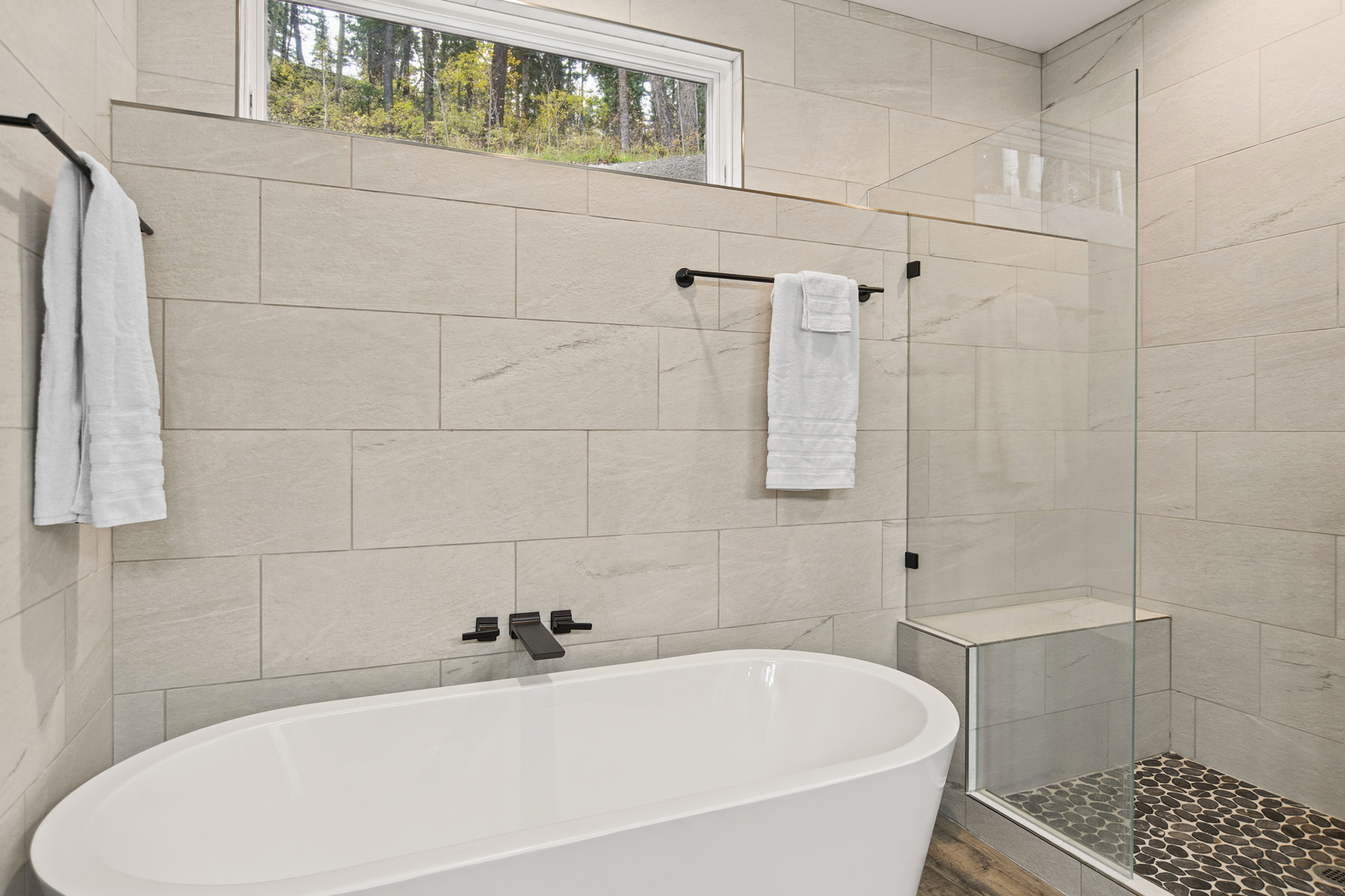 Master Bathroom - Shower and Bathtub 