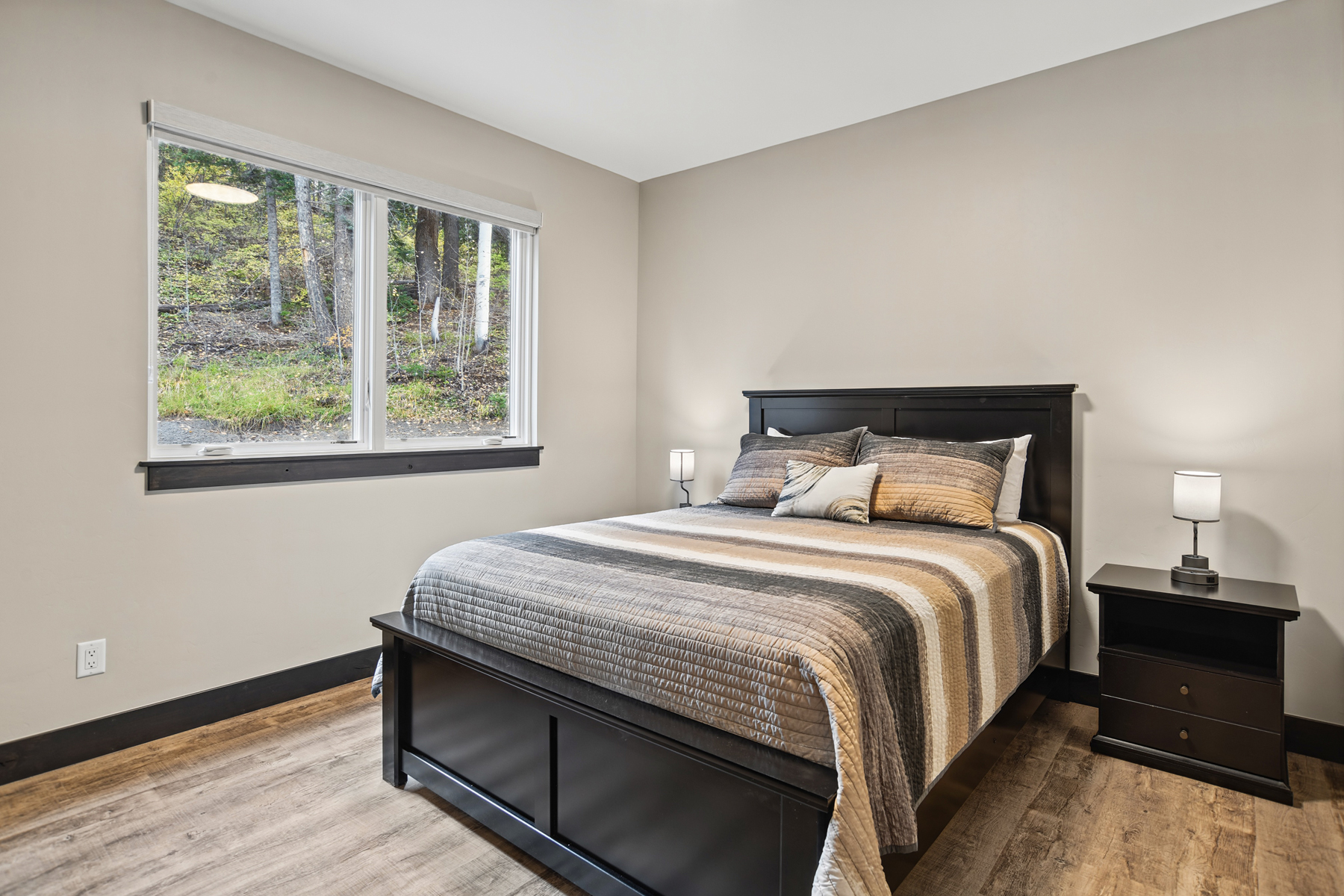 3rd Bedroom - Queen (3rd Floor)