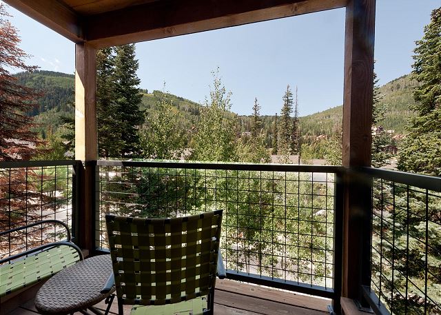 Pet Friendly Black Bear Townhome across from Purg - Views - Free Shuttle 2