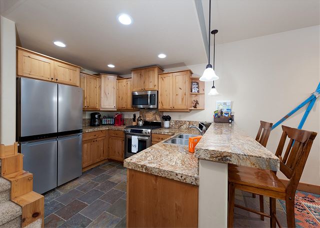 Pet Friendly Black Bear Townhome across from Purg - Views - Free Shuttle 8