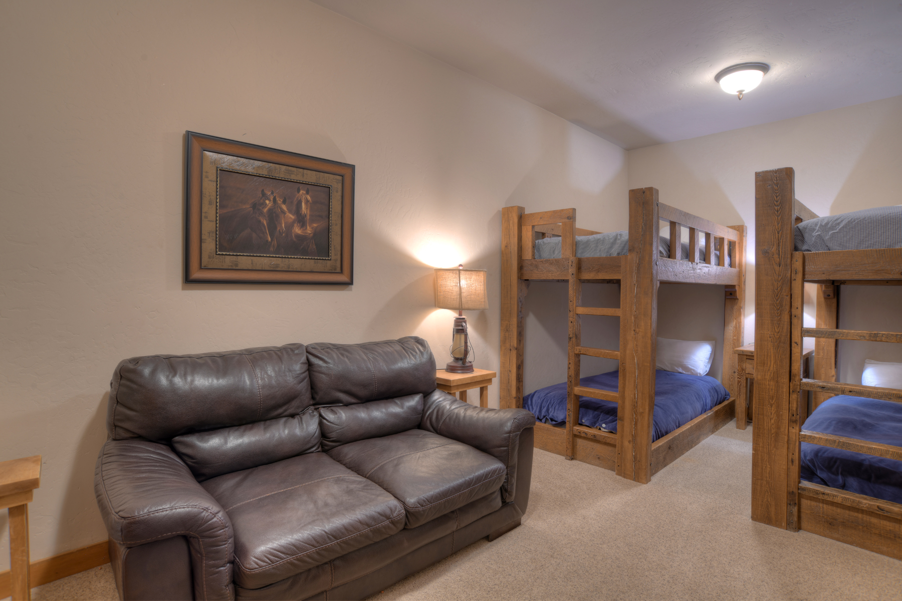 4th Bedroom (Ground floor) - 2 sets of bunk beds (single over Single) - TV